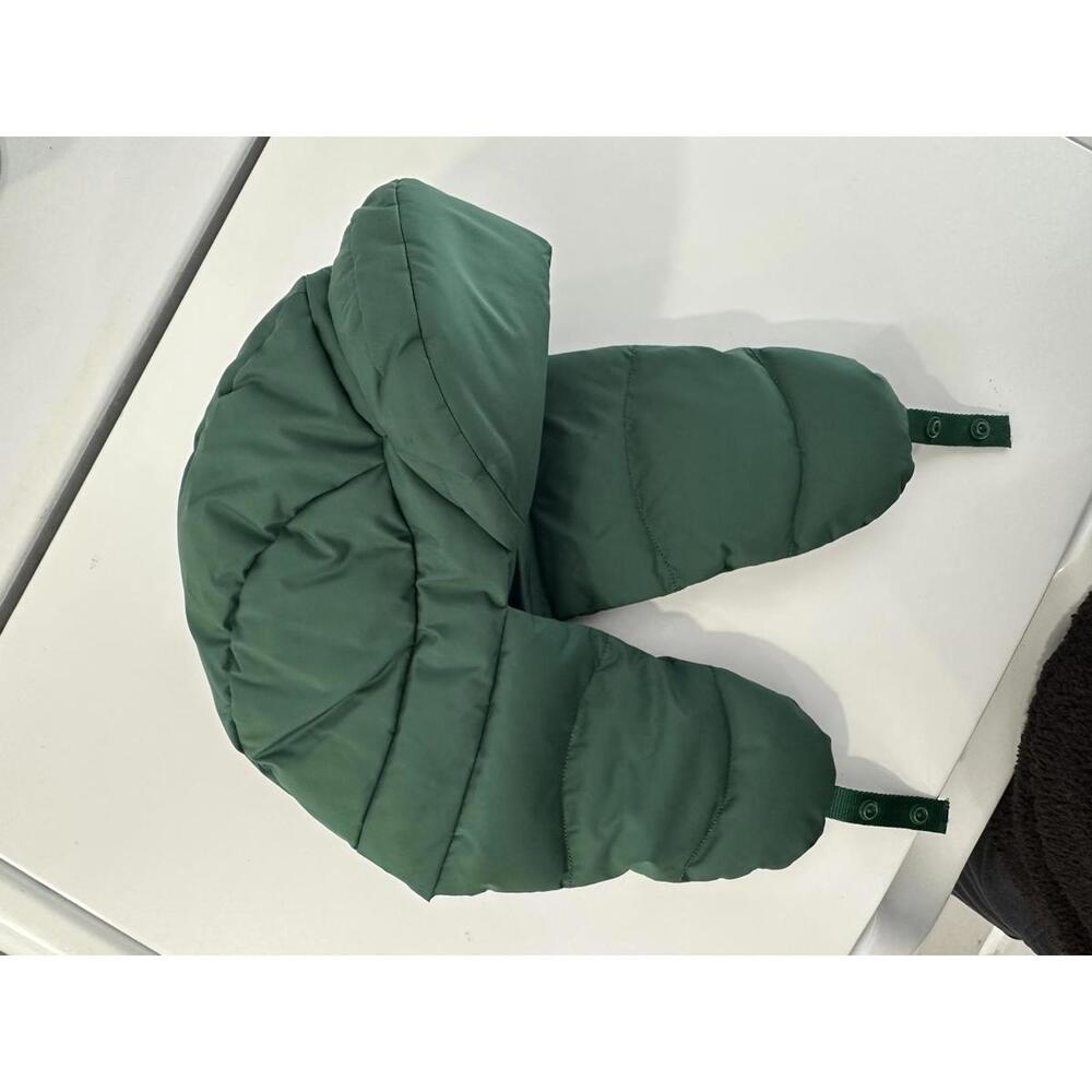 Lululemon green trapper hat down feather s/m